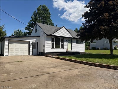 /international/us/248-menegay-road-louisville-oh-110108494103/