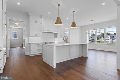 /international/us/302-old-kingfisher-lane-malvern-pa-110106848891/