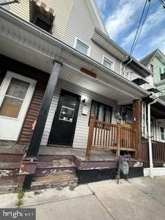/international/us/21-n-rock-street-shamokin-pa-110108885003/