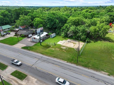 /international/us/2514-w-morton-street-denison-tx-110108385124/