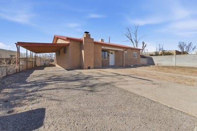 /international/us/2901-camino-del-gusto-santa-fe-nm-110104276323/