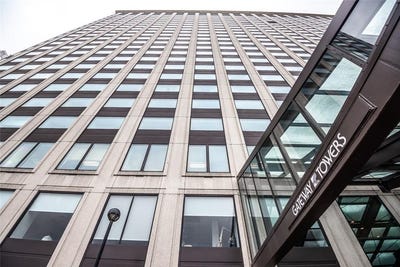 /international/us/320-fort-duquesne-blvd-downtown-pgh-pa-110096744460/