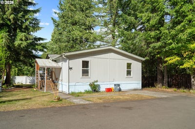 /international/us/70100-e-highway-26-welches-or-110119920931/