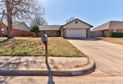 /international/us/2120-castle-rock-divide-edmond-ok-110098164202/