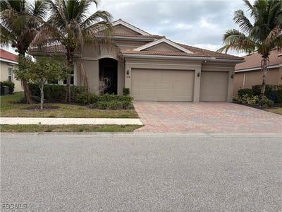 /international/us/2841-royal-gardens-avenue-e-fort-myers-fl-110105087805/