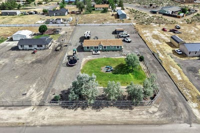 /international/us/440-kayci-avenue-battle-mountain-nv-110108353089/