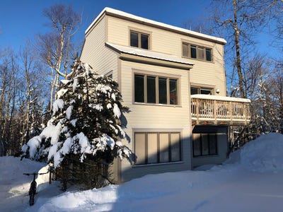 /international/us/2023-spaulding-mountain-court-carrabassett-valley-me-110105213504/