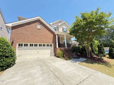 /international/us/1017-magnolia-blossom-lane-apex-nc-110108237198/
