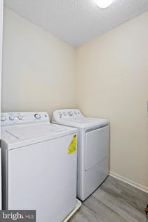 /international/us/1117-huntmaster-terrace-ne-leesburg-va-110101022908/