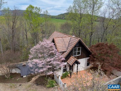 /international/us/7035-blackwells-hollow-rd-crozet-va-110098898218/