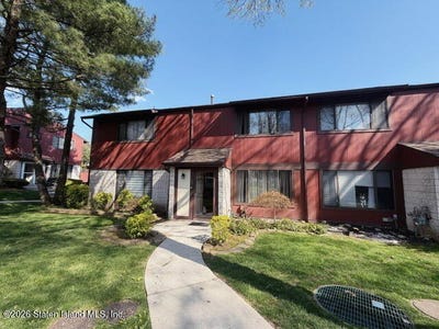 /international/us/43-pierpont-place-staten-island-ny-110107349641/