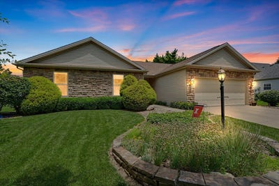 /international/us/3804-crail-road-champaign-il-110109066413/