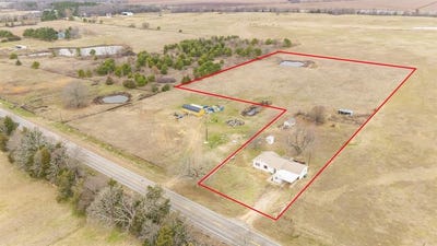 /international/us/19538-farm-road-197-sumner-tx-110097009872/