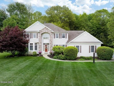 /international/us/11-brookhaven-lane-east-greenbush-ny-110108297091/