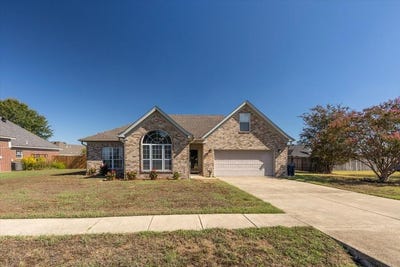 /international/us/827-bayou-vista-drive-marion-ar-110120410778/