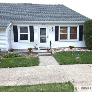 /international/us/251-mystic-lane-monroe-nj-110120536614/
