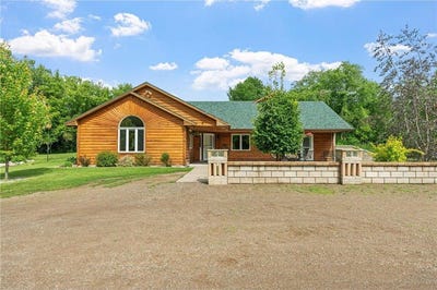 /international/us/7154-cedar-road-milaca-mn-110100263439/?lang=en