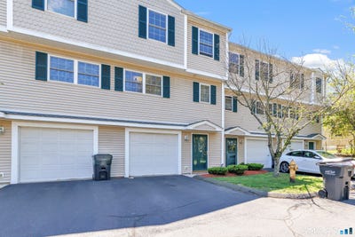 /international/us/441-middletown-avenue-new-haven-ct-110108171498/