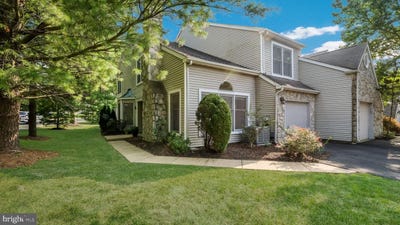 /international/us/48-walton-ct-newtown-pa-110101455107/?lang=id