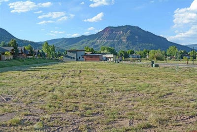 /international/us/111-w-dalton-road-durango-co-110108549193/