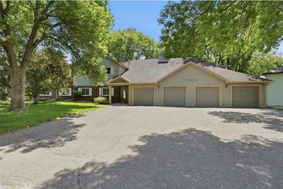 /international/us/4342-1605-buckingham-court-vadnais-heights-mn-110108382219/