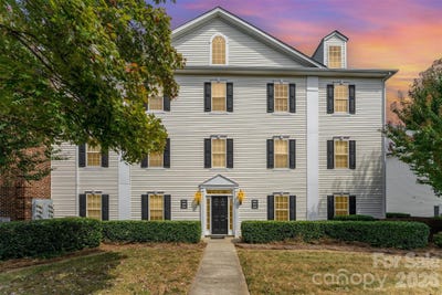 /international/us/4002-town-center-road-harrisburg-nc-110108478830/