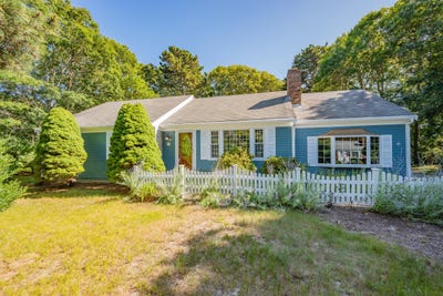 /international/us/40-horseshoe-way-brewster-ma-110101121852/