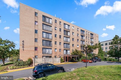 /international/us/arlington-va-110109038741/