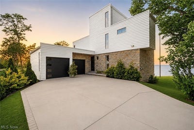 /international/us/280-buckeye-drive-sheffield-lake-oh-110108883810/