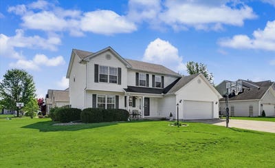 /international/us/401-crest-view-drive-monticello-il-110107377715/
