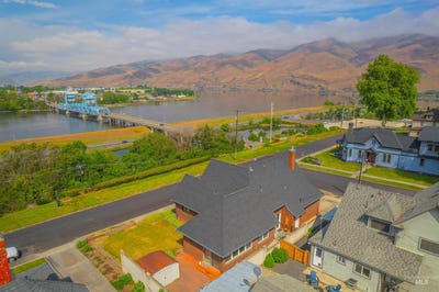 /international/us/103-prospect-ave-lewiston-id-110099381545/