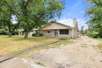 /international/us/810-wheeler-st-mason-tx-110100752449/