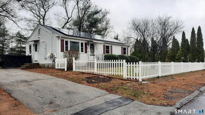 /international/us/68-viens-street-putnam-ct-110107057817/
