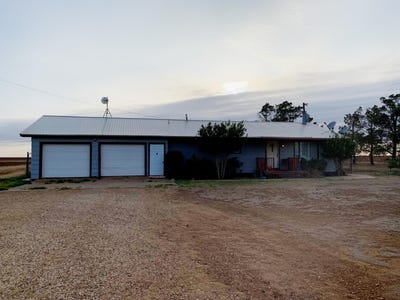 /international/us/1202-fm-836-crosbyton-tx-110108179592/