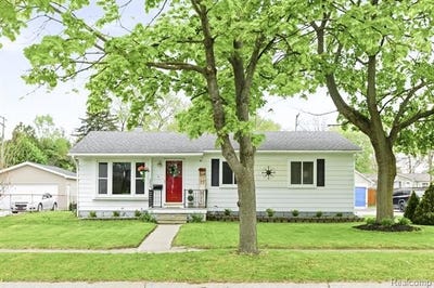 /international/us/2824-peavey-street-port-huron-al-110108193157/
