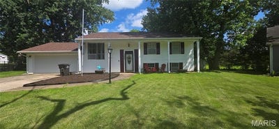 /international/us/1027-w-willow-carbondale-il-110108574120/