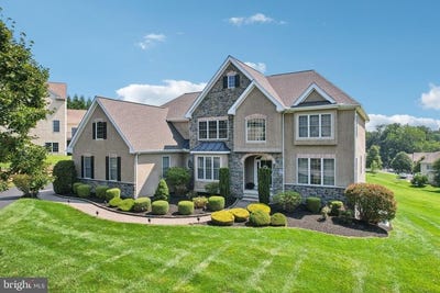 /international/us/165-harrogate-drive-landenberg-pa-110101457130/