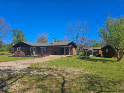 /international/us/16211-tom-akers-road-eminence-mo-110108024003/