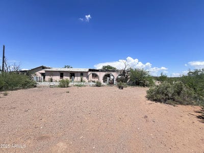 /international/us/878-w-oak-avenue-douglas-az-110100552271/?lang=en