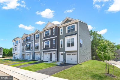 /international/us/742-bur-oak-court-aberdeen-md-110108354534/