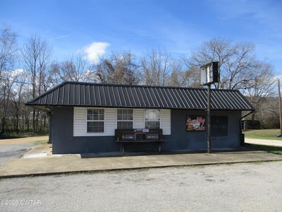 /international/us/243-n-main-street-lobelville-tn-110106152431/