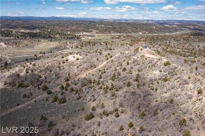 /international/us/2625-n-oak-ridge-road-alton-ut-110100852151/