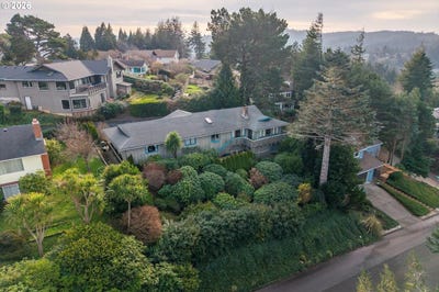 /international/us/875-signal-way-coosbay-or-110105019103/