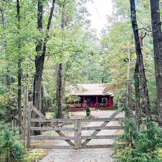 /international/us/255-whippoorwill-lane-wellington-ky-110089643944/?lang=en