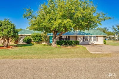 /international/us/302-key-street-bronte-tx-110107795752/
