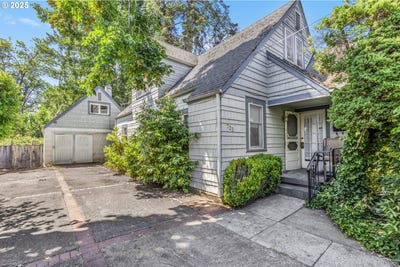 /international/us/733-s-3rd-st-cottage-grove-or-110100881993/