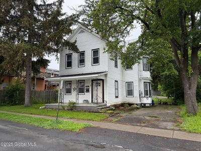 /international/us/3-central-avenue-ravena-ny-110101152094/