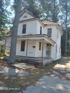 /international/us/210-e-vine-street-goldsboro-nc-110108175167/