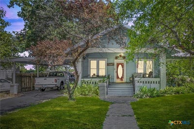 /international/us/409-e-bowie-street-luling-tx-110101188982/