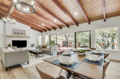 /international/us/6201-valleyview-st-lago-vista-tx-110103436887/